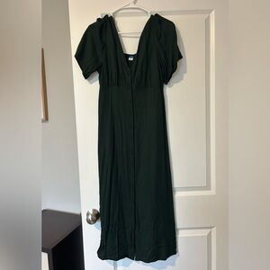 Elegant Dark Green Button-Down Dress